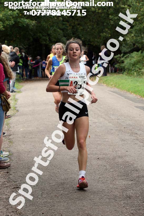 Womens under-17s 3 stage road relay, 2017 ERRA 6 and 4 Stage and Junior Relays. Photo:  David T. Hewitson/Sports for All Pics